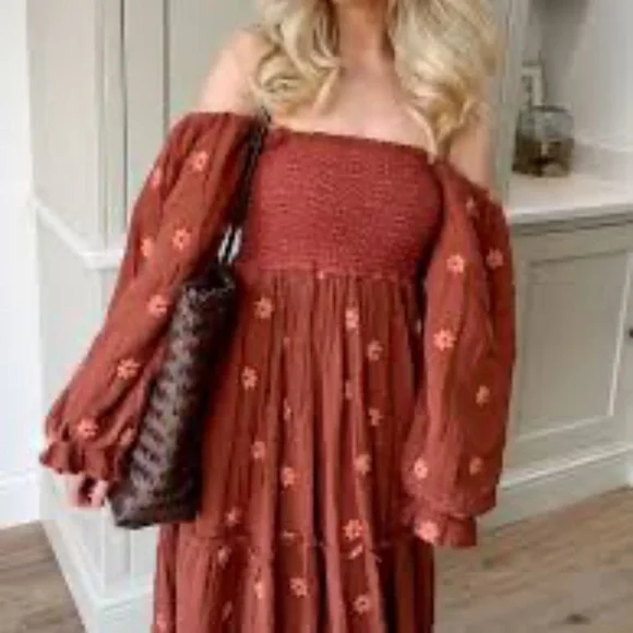 RARE Free People | Dahlia Embroidered Maxi Dress | XS - Picture 15 of 16